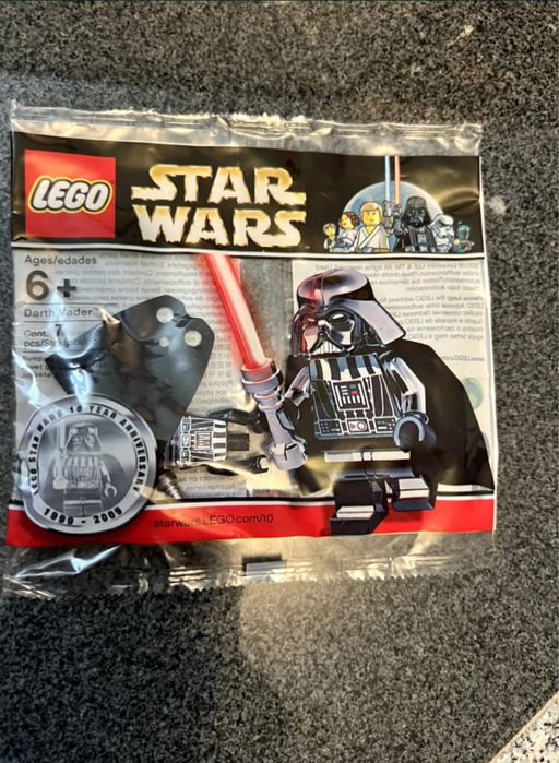 Minifigurka LEGO Star Wars Darth Vader Chrome sw0218