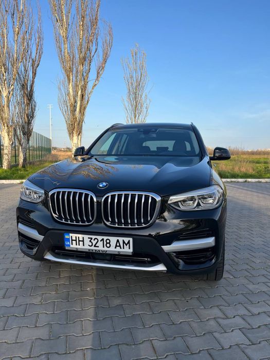 Автомобиль BMW X3 гибрид