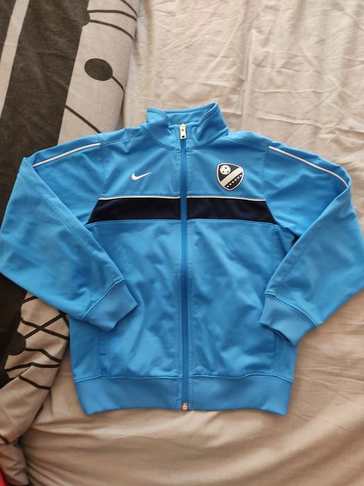 Nike Jacket, Berg Size 7/8 Years