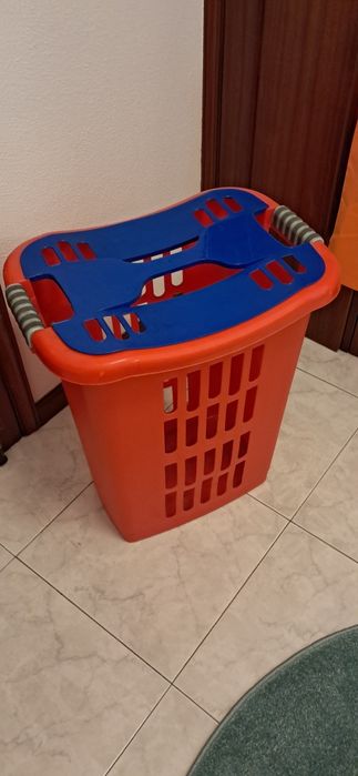 Cesto de roupa / multiusos