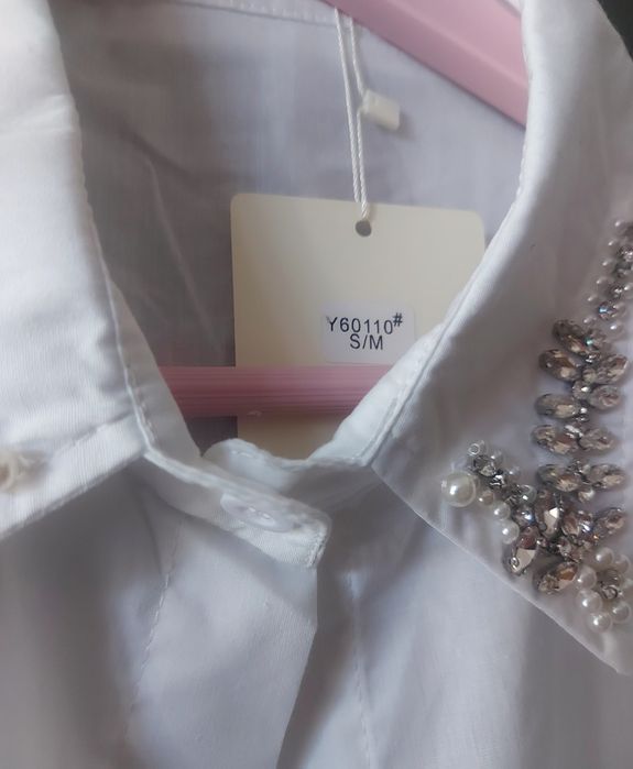 Camisa nova com etiqueta