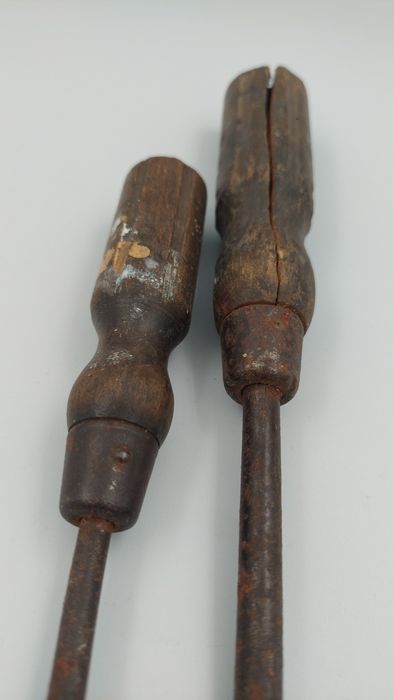 Śrubokręt z czasów PRL 2 sztuki