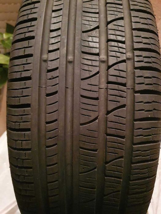 Pneus Pirelli com jante 18 Infiniti