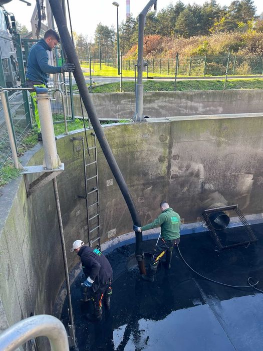 Wuko Dąbrowa Górnicza Udrażnianie Rur Czyszczenie Kanalizacji Separatorów Przepompowni Inspekcja Kamerą Hydraulik Pogotowie Kanalizacyjne