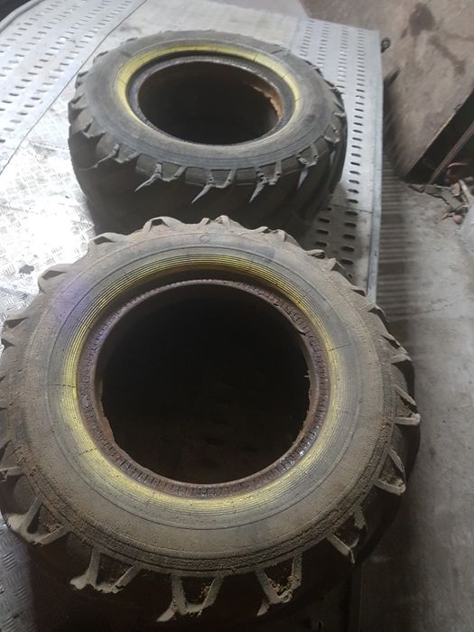 Sprzedam opony do rozrzutnika T88