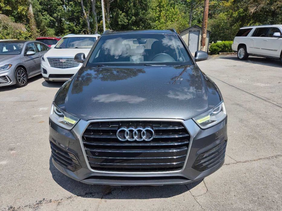 Audi Q3      2018