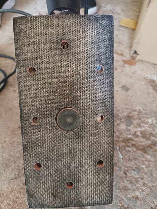 Lixadora black & decker modelo KA186