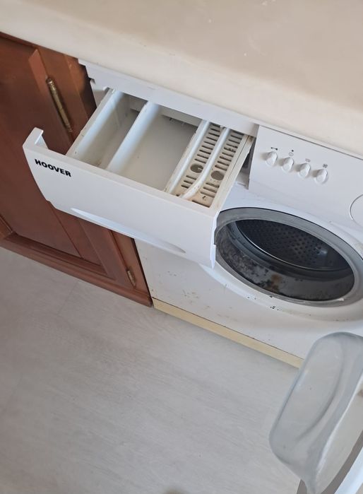 Máquina de lavar roupa Hoover
