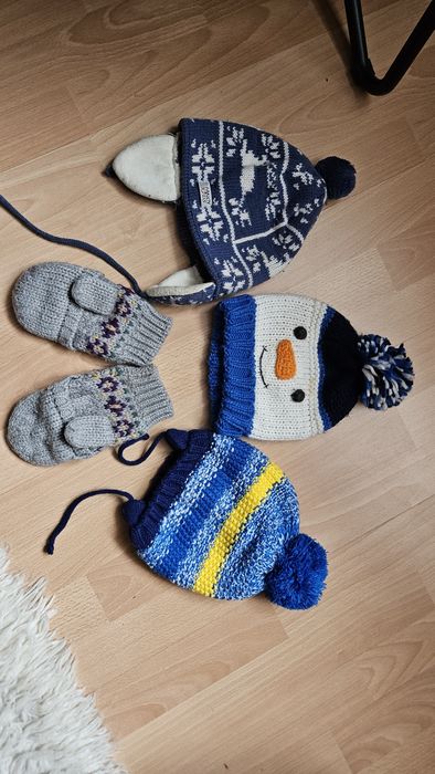 Czapka zimowa mikołaj bałwanek czapeczka wiązana na uszu nauszniki 1 2