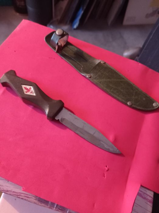 Faça de campismo Alemã