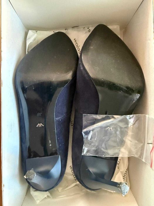 Buty szpilki granatowe