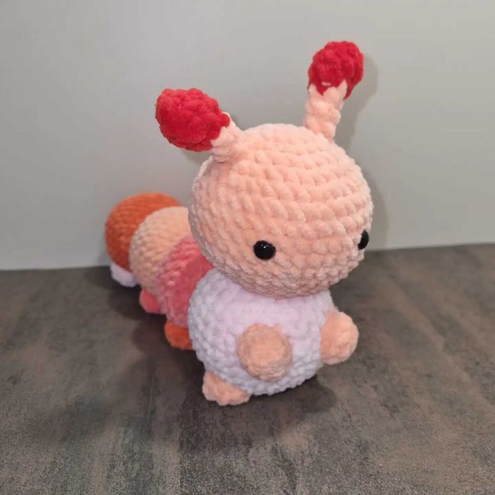 Gasienica na szydełku, przytulanka, pluszak, handmade