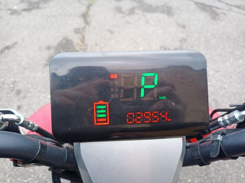 Оренда електроскутера/ електромопеда