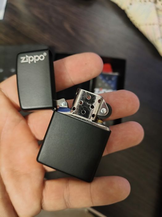 Запальничка ZIPPO