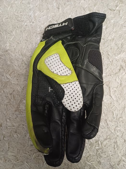 Luvas moto, ideais para moto desportiva.