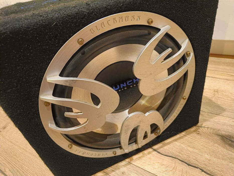 Subwoofer Crunch crb300 + wzmacniacz Blaupunkt GTA 260