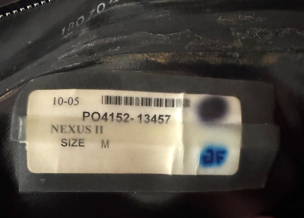 Fato seco de mergulho Whites Nexus "M"