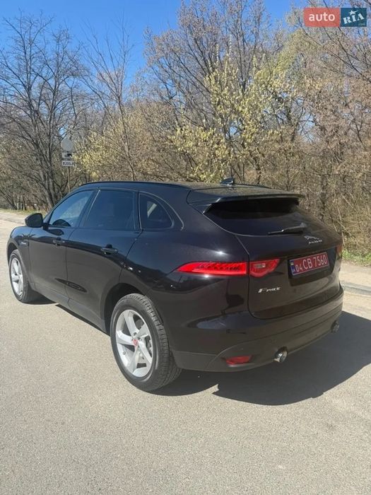 Jaguar F-Pace 2016