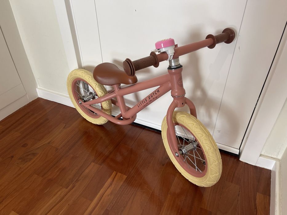 Biicicleta equilibrio little dutch rosa
