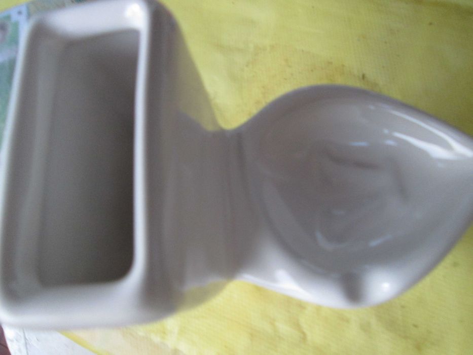 8 peças loiça decorativas e utilitárias