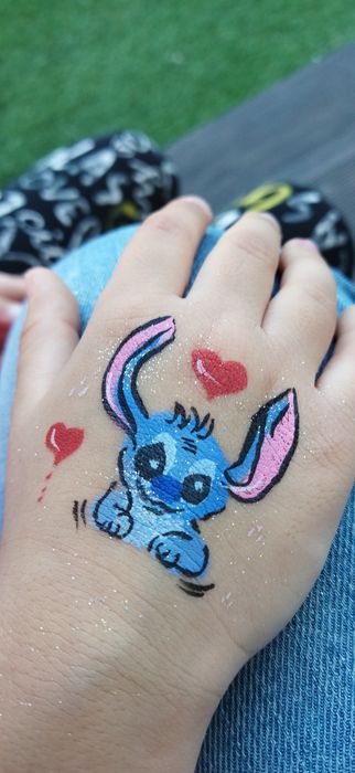 Pinturas faciais e jogos tradicionais