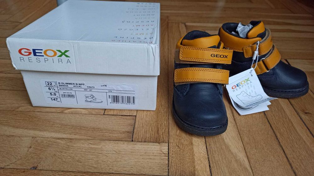 Buty chłopięce jesienne Geox Nowe 22