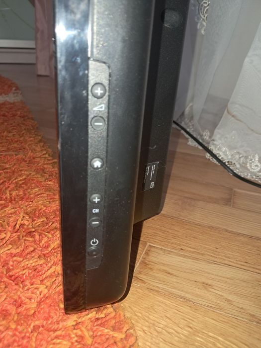 Телевізор Philips 32PFL3606H/12
