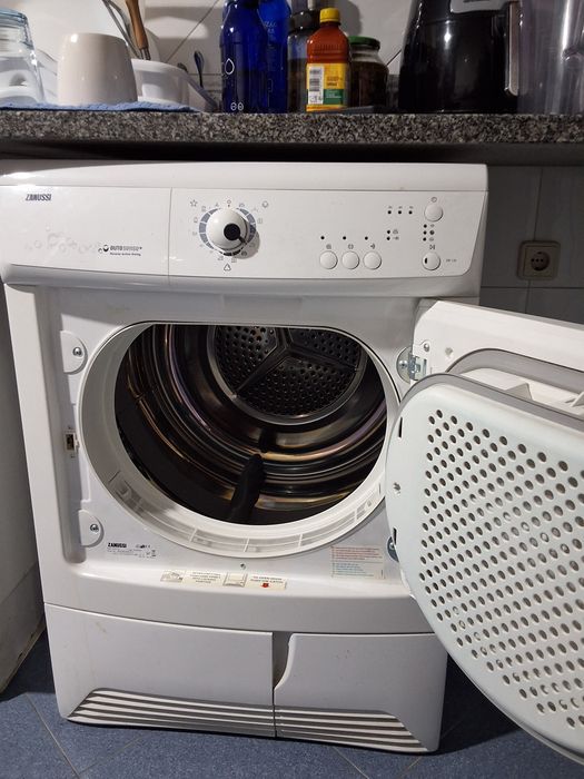 Maquina de Secar Zanussi