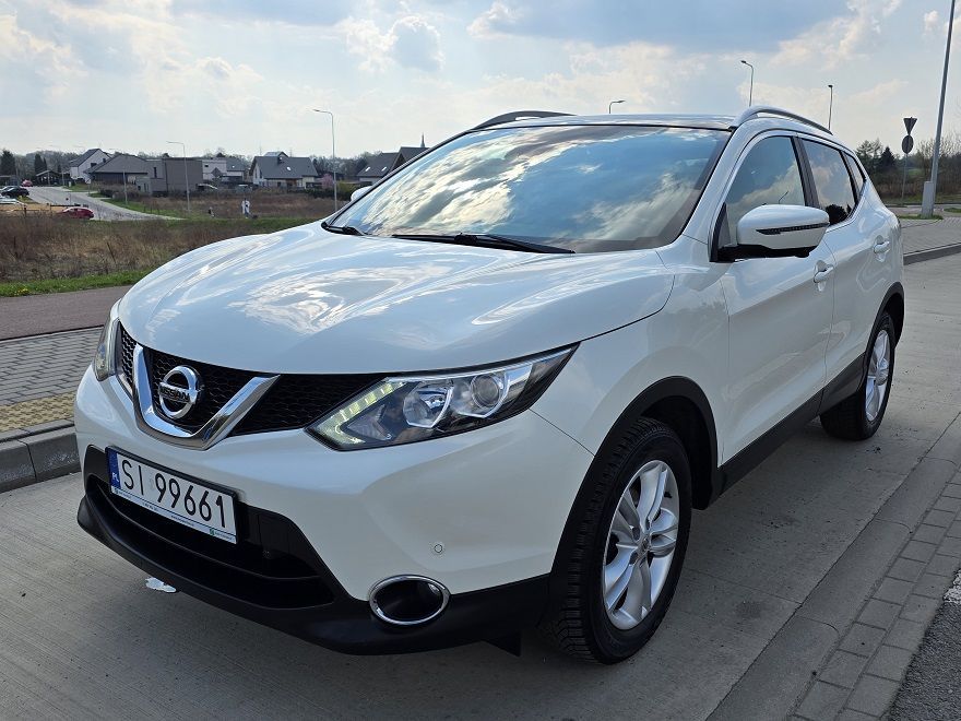 Nissan Qashqai 1.2 115 KM Connect Edition Kamera 360 Tempomat Komputer Panoram