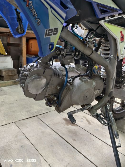 barton 125  є торг