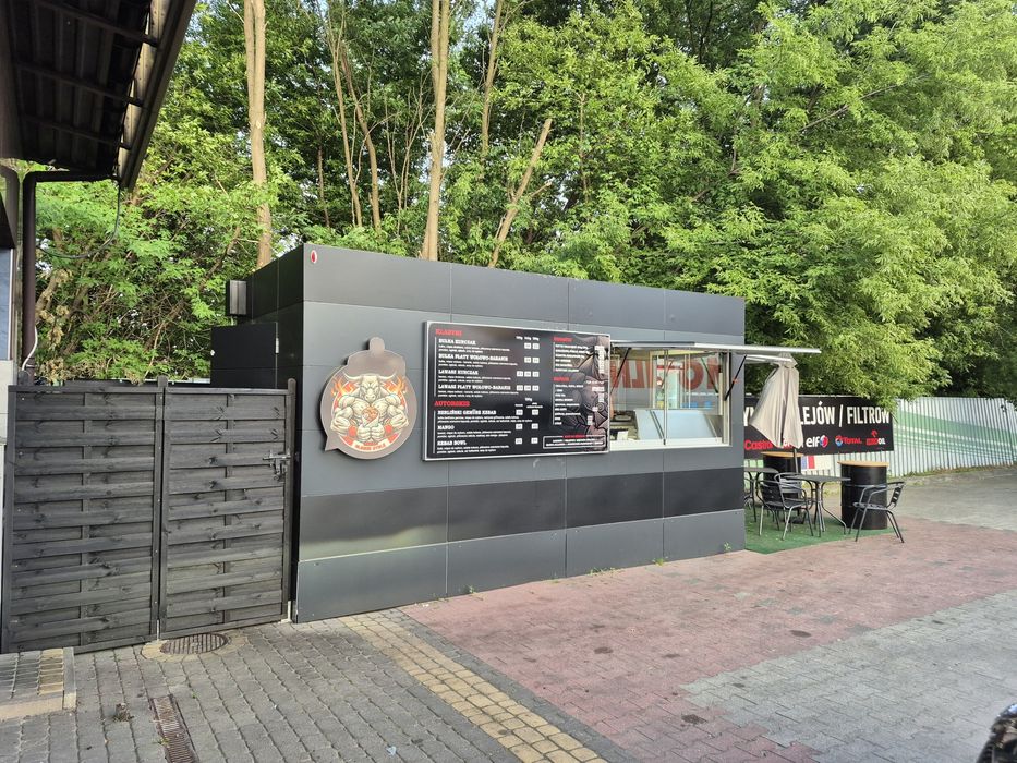 Odstąpię gotowy biznes – KEBAB w doskonałej lokalizacji w Końskich