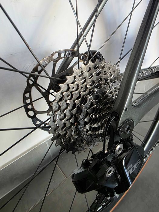 Giant Defy Advanced 1 2024 - rozmiar M/L, koła karbon SLR1, super stan