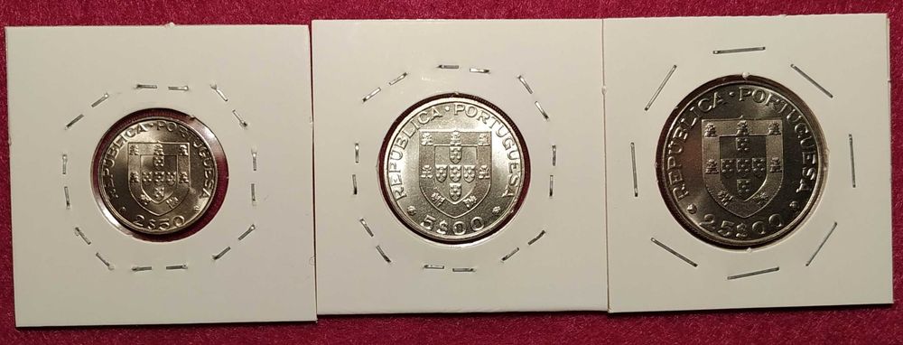 Portugal - lote de 3 moedas do Mundial de Hóquei de 1982