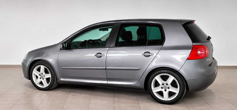Volkswagen Golf V 2.0 TDI DSG Sport – Irrepreensível — photo 2