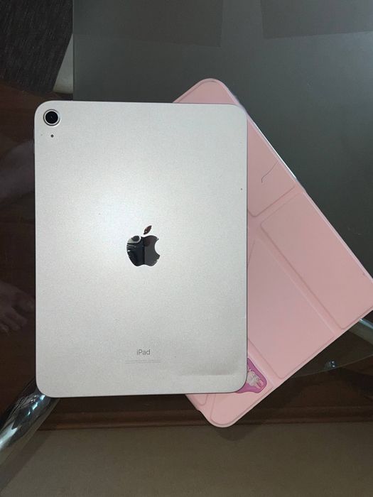 Apple iPad 10.9 ( 10-го поколіня )