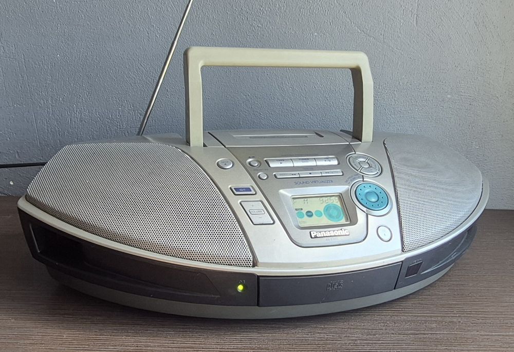 Boombox PANASONIC RX-ES20 Wada