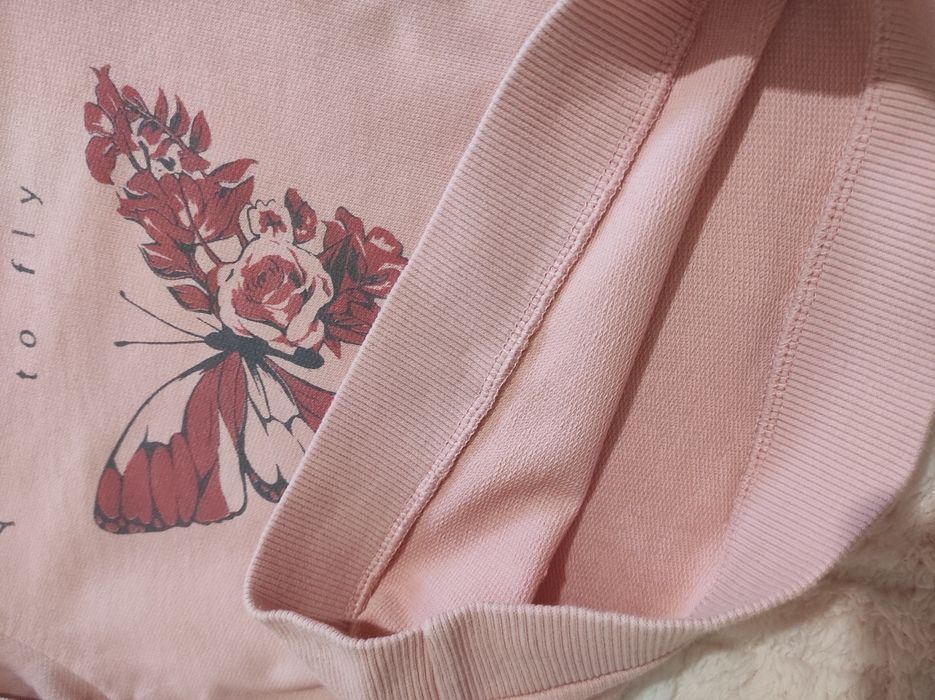 Легкий костюм на дівчинку 3-4 років