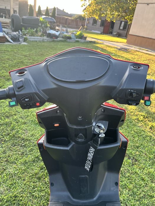 Продам Maxxter neon 3