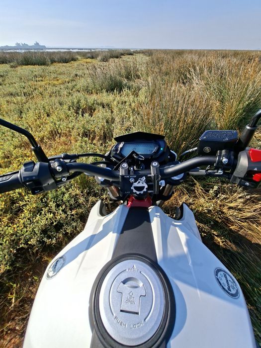 Benelli 125 BN (2023) -  Impecável