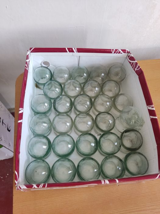 Банки стеклянные медицинские для массажа.