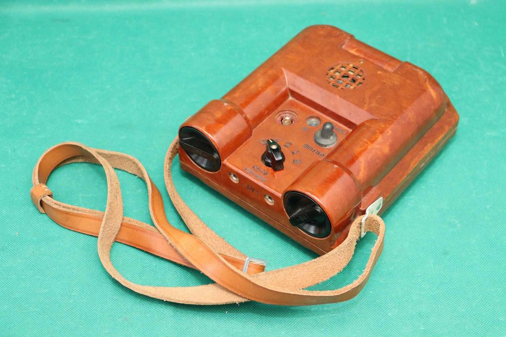 Wojskowy miernik promieniowania RS-70