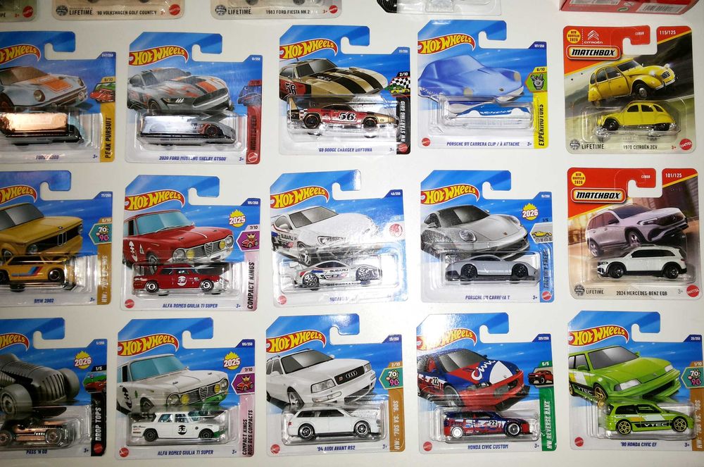 Carros de Coleção 1/64 - Hot Wheels - Matchbox - Majorette etc