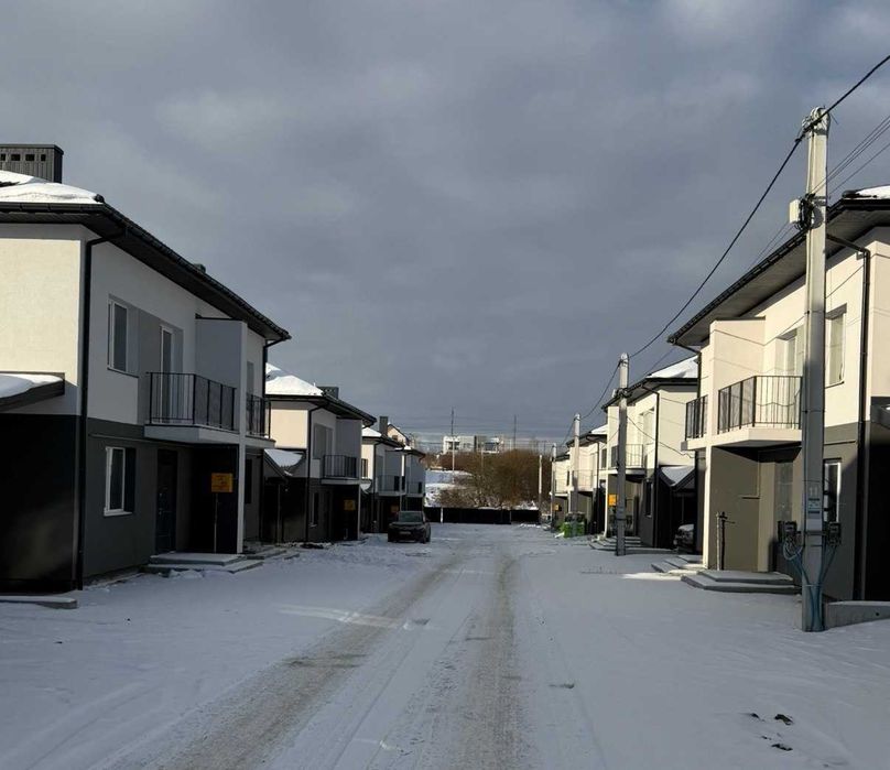 ПРОДАЖ котеджу з документами в с.Зубра (Львів)