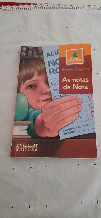 As notas de Nora de Andrew Clements
