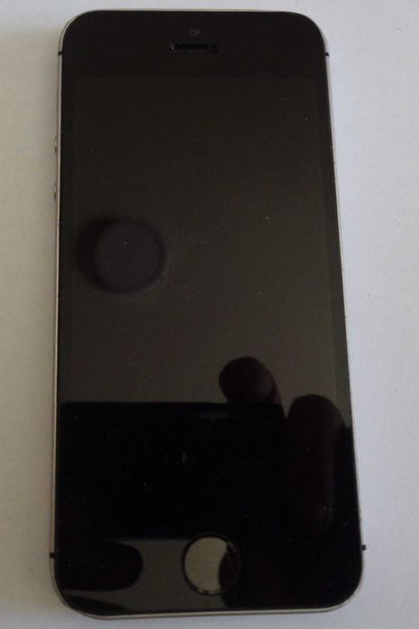 iPhone “SE” Battery Does Not Charge64298013305346122