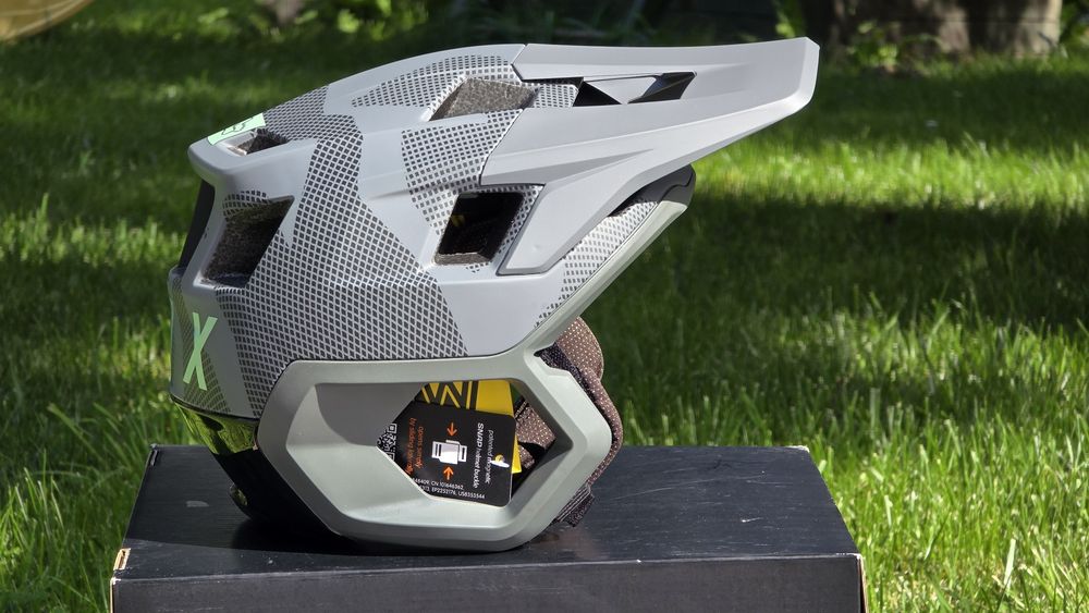 Kask Fox dropframe pro M