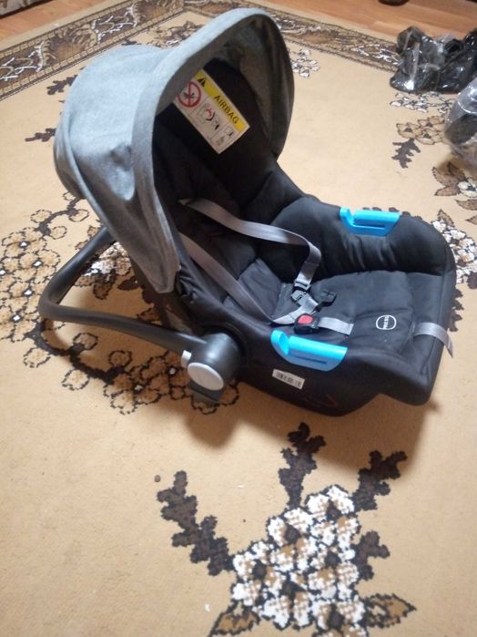 Автокрісло-переноска