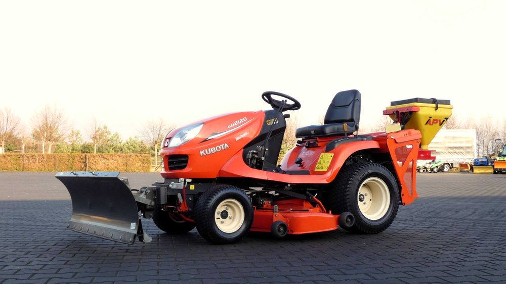 Traktorek kosiarka KUBOTA GR2120 PŁUG Diesel (031101.5) - Baras