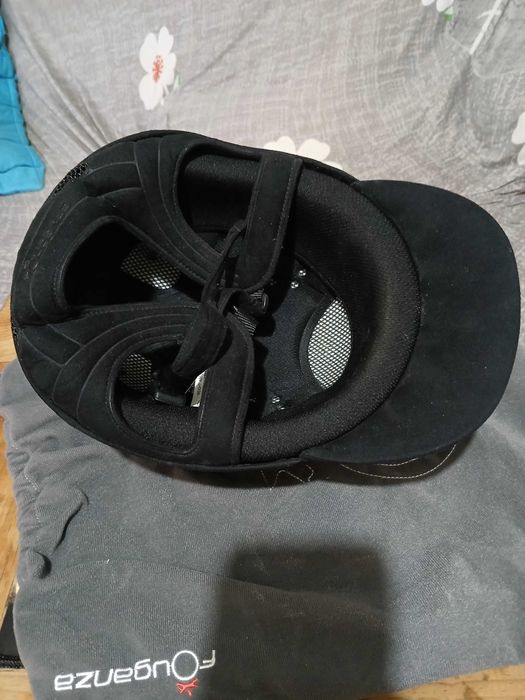 Capacete de hipismo fouganza (novo)