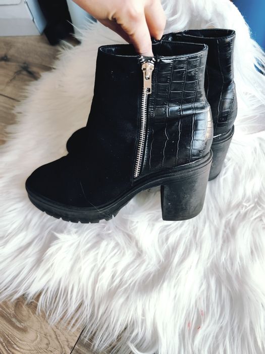Buty kozaki botki na obcasie